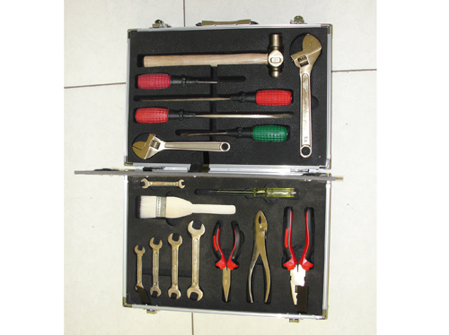 油罐车和普通汽车的装置